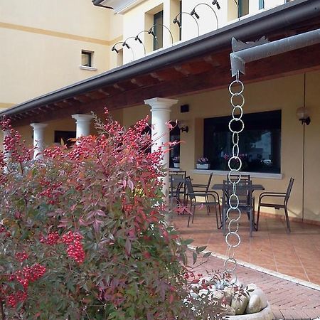 Albergo Al Portico Azzano Decimo Exterior foto