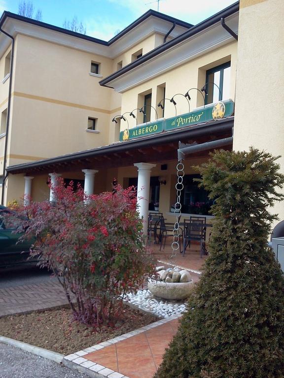 Albergo Al Portico Azzano Decimo Exterior foto